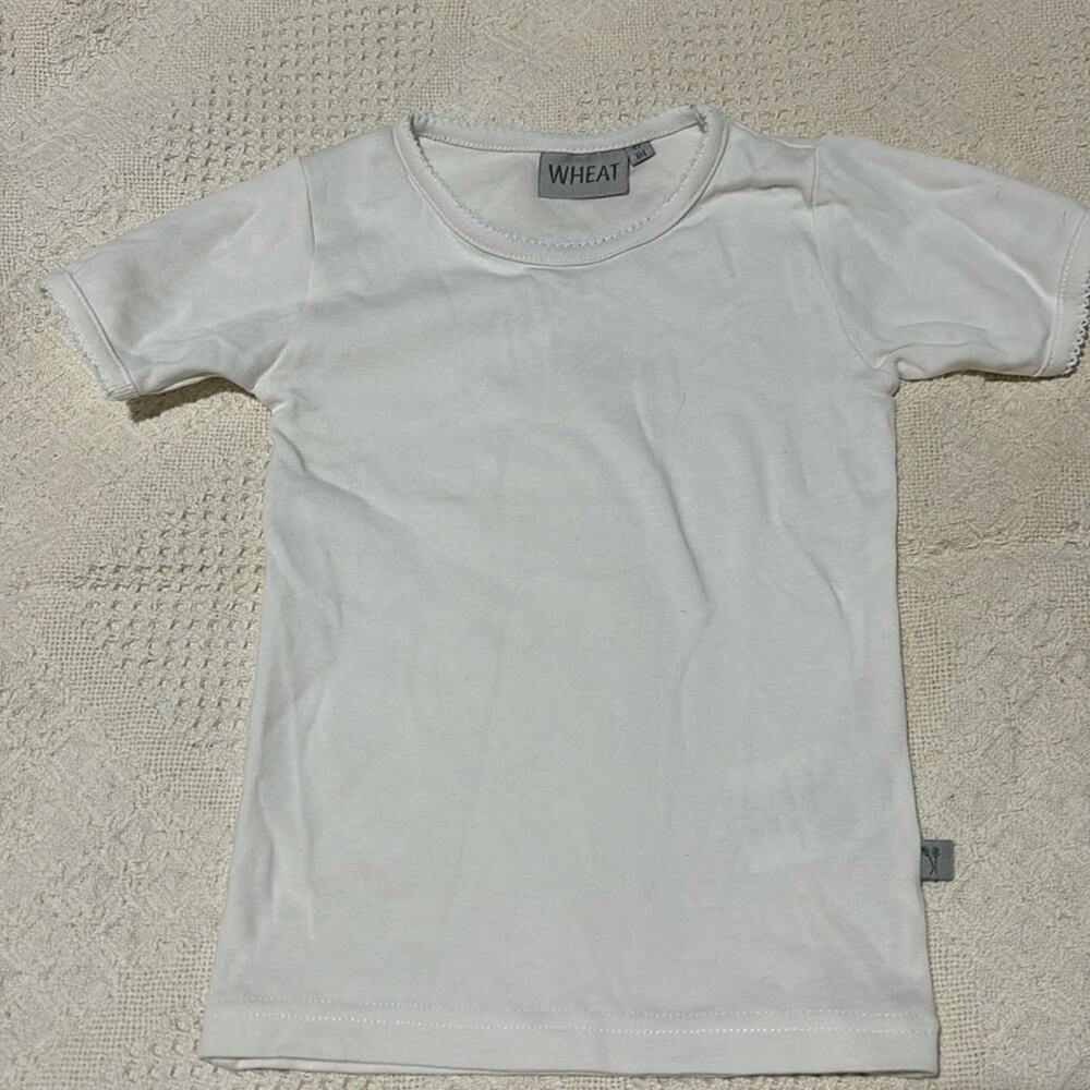 Wheat 4 white cotton short sleeve 💯 cotton t shirt worn once like new euc